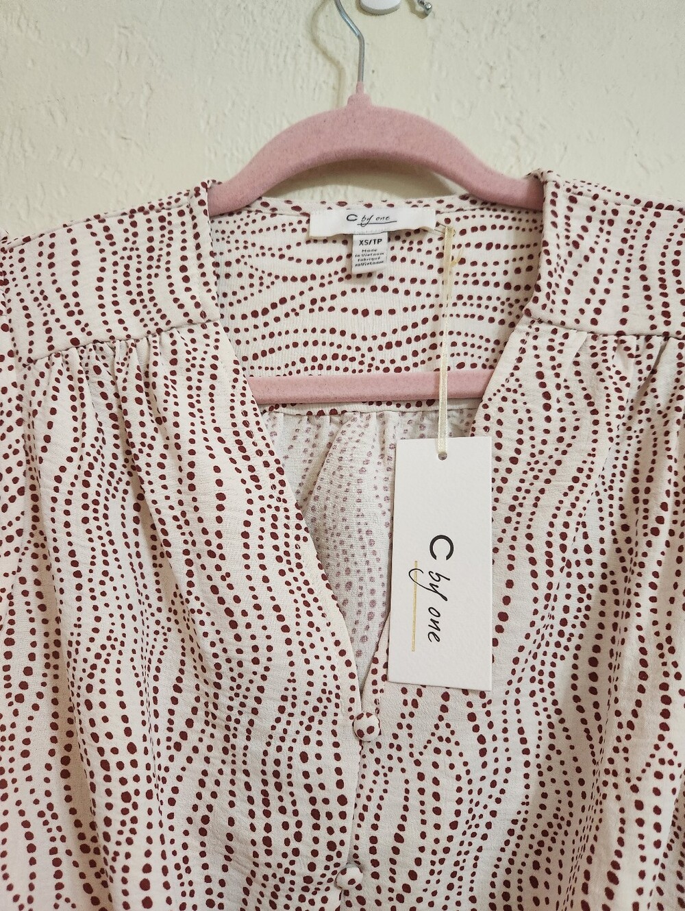 C By One Collective Ivory and Brown Dot-Print Tie-Front Blouse Size Xsmall P2p19 - Picture 4 of 7